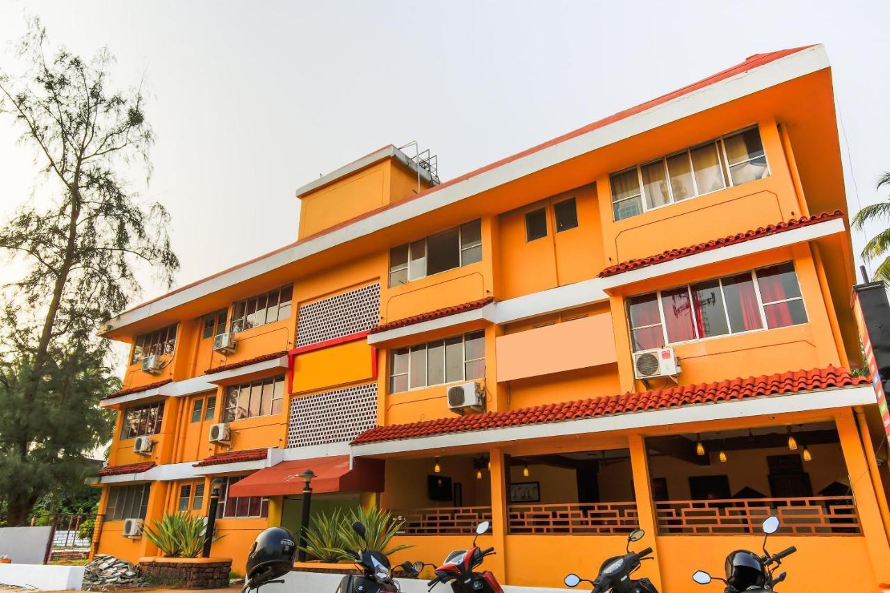 Oyo 18794 Hotel Colva Plaza Экстерьер фото